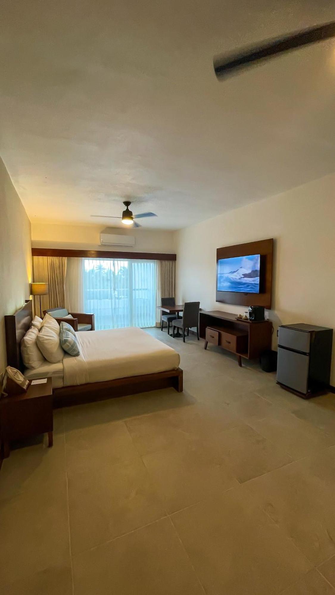 The Mint Resort Isla Mujeres Buitenkant foto